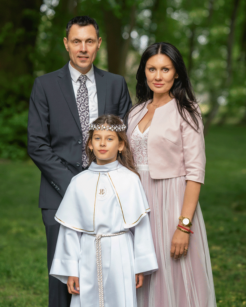 fotografia komonijna , sesja komunia święta, fotograf Poznań, zdjęcia z Komuni Świętej