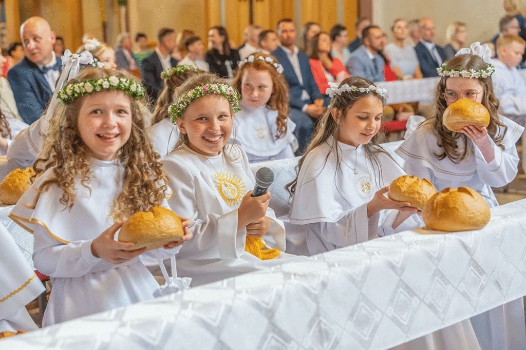 fotografia komonijna , sesja komunia święta, fotograf Poznań, zdjęcia z Komuni Świętej